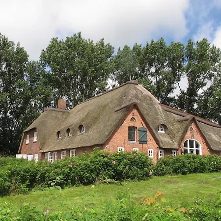 Haubarg Ossenhoff Haubarg Ossenhoff Kohstall 塔廷格